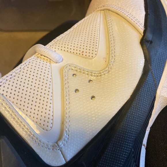 Nike Air Jordans Size 12.5 MENS White Red Michael Jordan 414759-101 - Picture 8 of 13